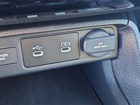 Certified 2025 Honda Civic Sport image 17