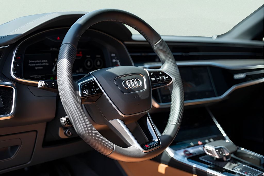 Used 2021 Audi RS 6 w/ Executive Package AWD/4WD image 26