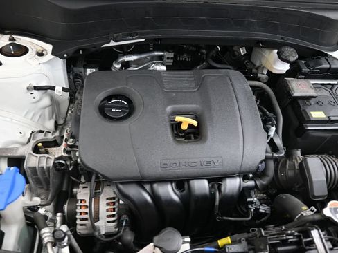 Certified 2023 Kia Seltos S w/ Navigation Package AWD/4WD image 16