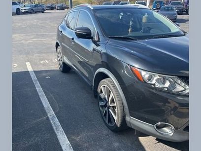 Used 2017 Nissan Rogue Sport SL w/ SL Premium Package