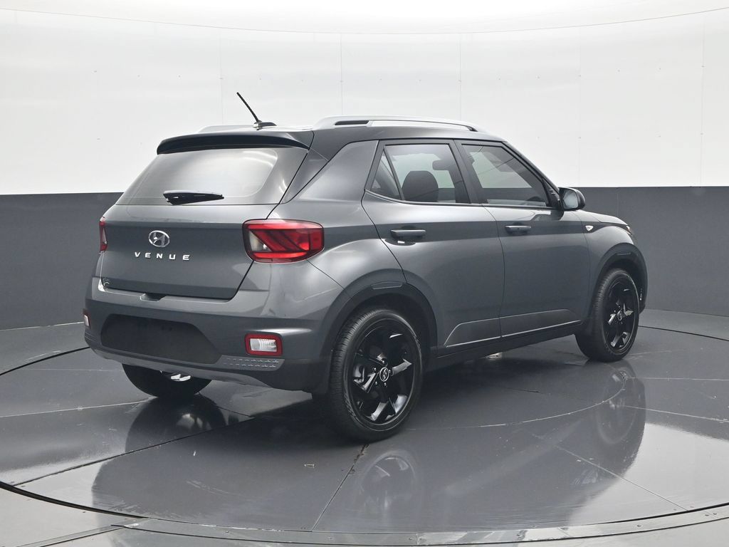 Certified 2026 Hyundai Venue SEL FWD image 6