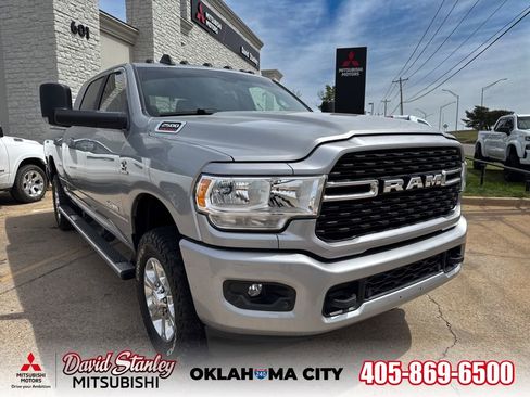 Used 2022 RAM 2500 Big Horn AWD/4WD image 1