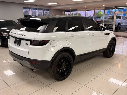Used 2016 Land Rover Range Rover Evoque SE AWD/4WD image 3