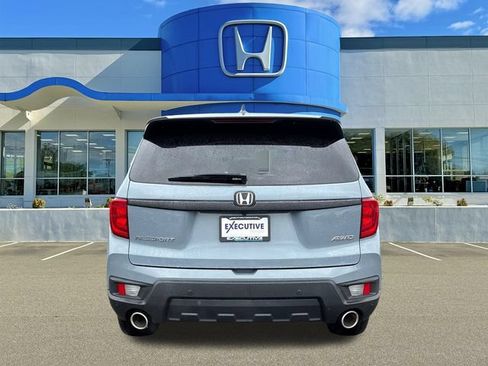 Used 2023 Honda Passport EX-L image 3