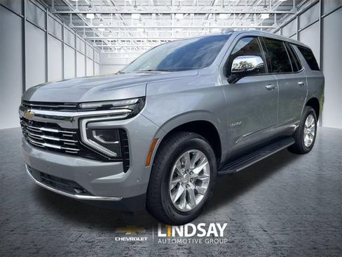 Used 2025 Chevrolet Tahoe Premier AWD/4WD image 4