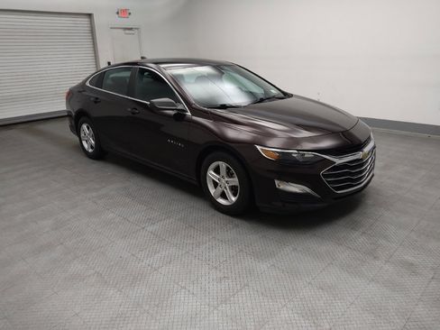 Used 2021 Chevrolet Malibu LS FWD image 11