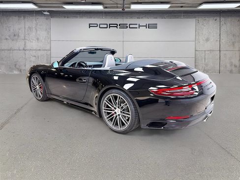 Certified 2017 Porsche 911 Carrera 4S AWD/4WD image 35