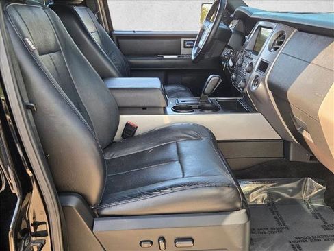Used 2017 Ford Expedition XLT w/ Equipment Group 202A image 23
