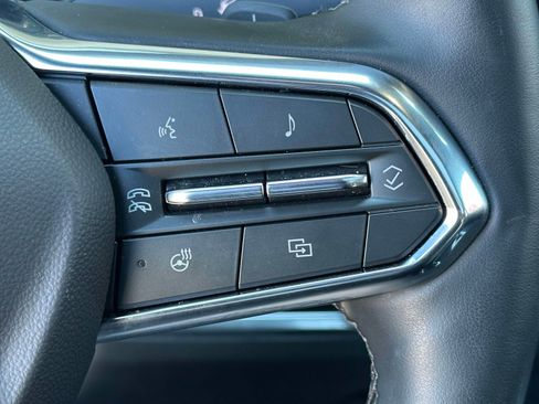 Used 2025 Chevrolet Equinox LT w/ Convenience Package II image 22