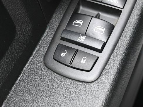 Used 2021 RAM 2500 Tradesman w/ Protection Group image 14