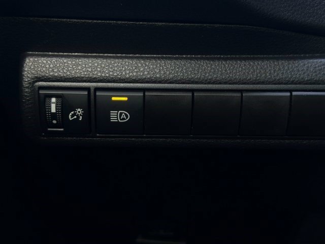 Used 2026 Toyota Corolla LE FWD image 27