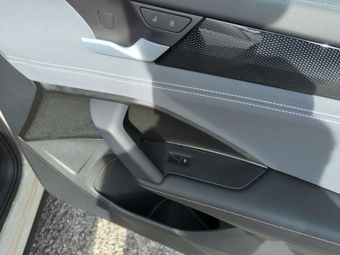 New 2026 Volkswagen Tiguan SE R-Line image 36