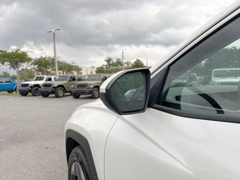 Used 2025 Hyundai Tucson SEL FWD image 8