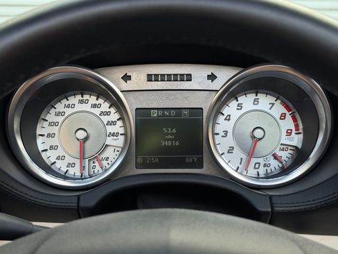 Used 2012 Mercedes-Benz SLS AMG Roadster image 21