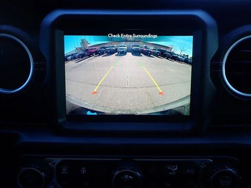 Used 2023 Jeep Wrangler Sahara w/ Cold Weather Group image 16