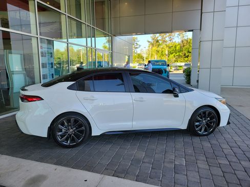 Used 2026 Toyota Corolla XSE image 7