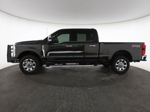 Used 2025 Ford F250 Lariat w/ Chrome Package AWD/4WD image 7