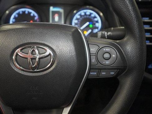 Certified 2018 Toyota Camry LE w/ Convenience Package FWD image 27