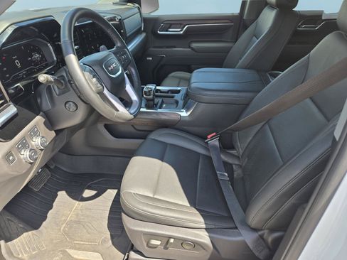 Used 2024 GMC Sierra 1500 SLT AWD/4WD image 15