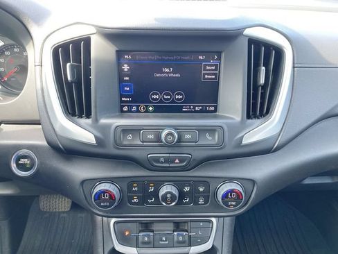 Used 2023 GMC Terrain SLE w/ Driver Convenience Package FWD image 13