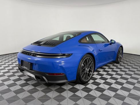Certified 2025 Porsche 911 Carrera RWD image 9