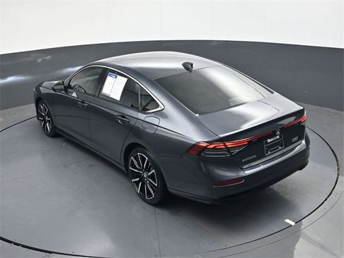 Used 2025 Honda Accord Touring image 30