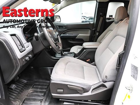 Used 2021 Chevrolet Colorado W/T w/ WT Convenience Package AWD/4WD image 14