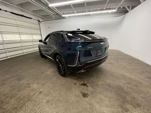 Certified 2025 Cadillac Lyriq Luxury w/ Nappa Leather Package image 4