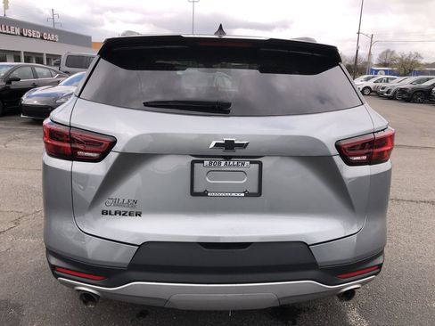 Used 2024 Chevrolet Blazer LT w/ Convenience Package image 11