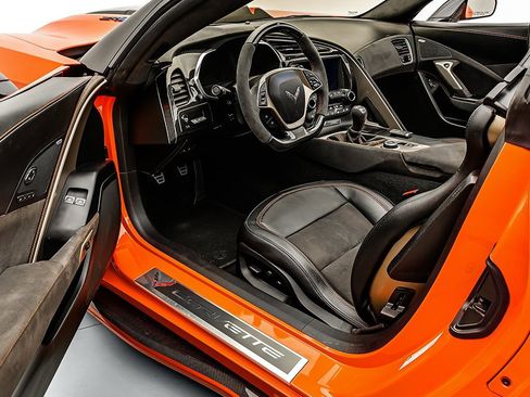 Used 2019 Chevrolet Corvette ZR1 image 12