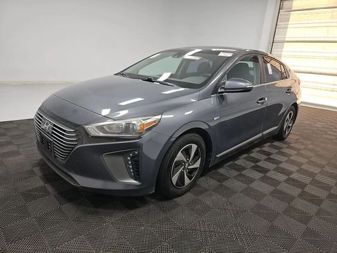 Used 2019 Hyundai Ioniq SEL FWD image 1