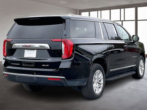 Used 2024 GMC Yukon XL SLT AWD/4WD image 6