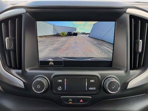 Used 2024 GMC Terrain SLT image 12