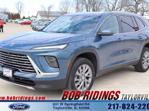 Used 2025 Buick Enclave Preferred image 1