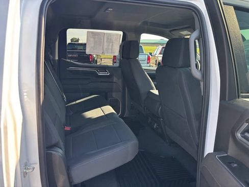 Used 2025 Chevrolet Silverado 1500 LT AWD/4WD image 30