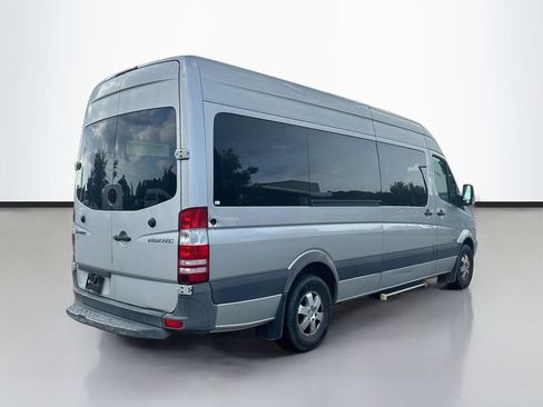 Used 2013 Mercedes-Benz Sprinter 2500 image 2