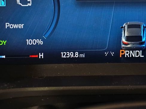 Used 2024 Ford Escape SE w/ PHEV Premium Package image 28