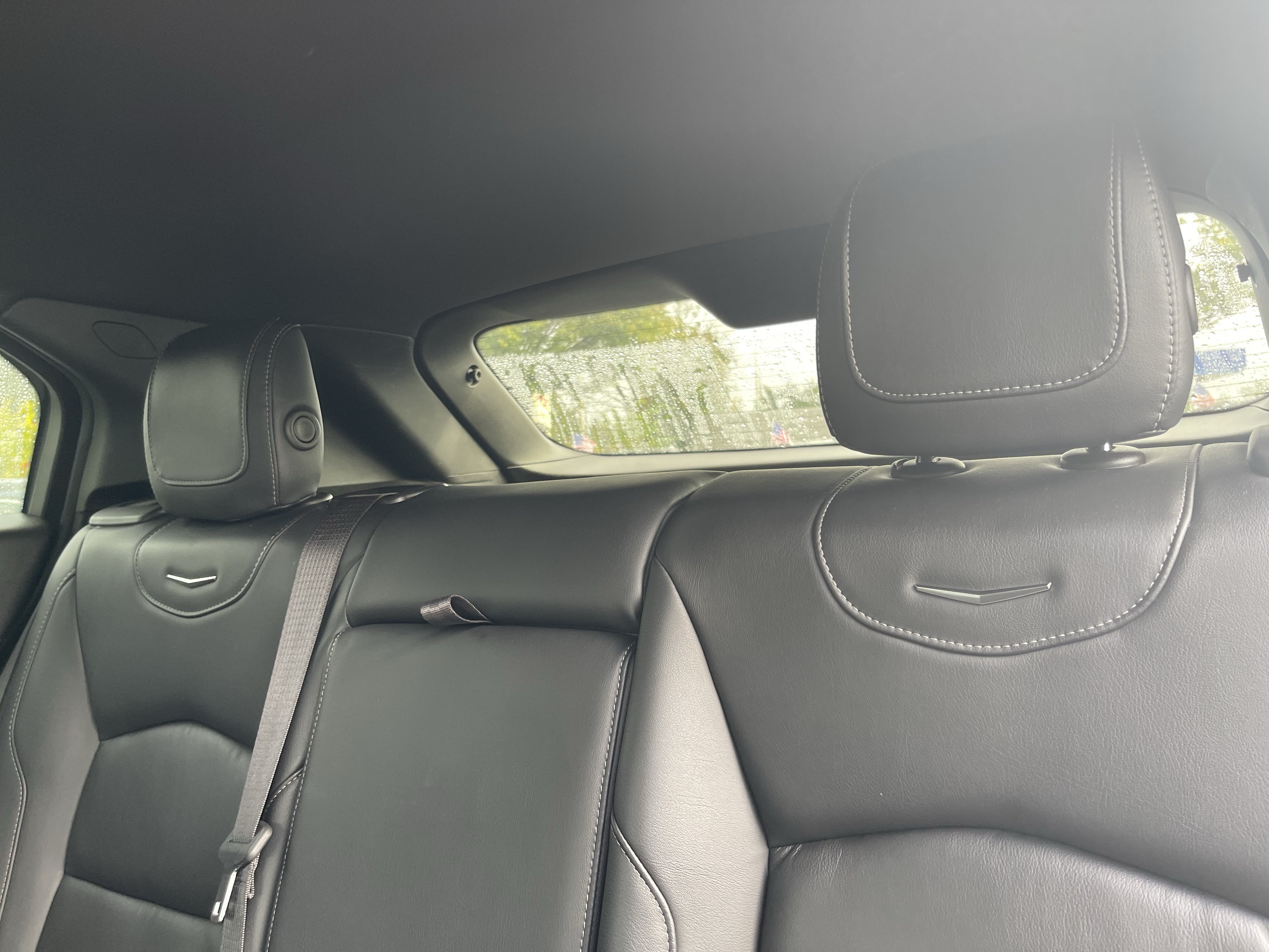 Used 2023 Cadillac XT4 Premium Luxury FWD image 11