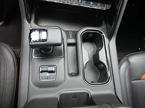 Used 2024 GMC Sierra 1500 AT4 w/ Technology Package image 20