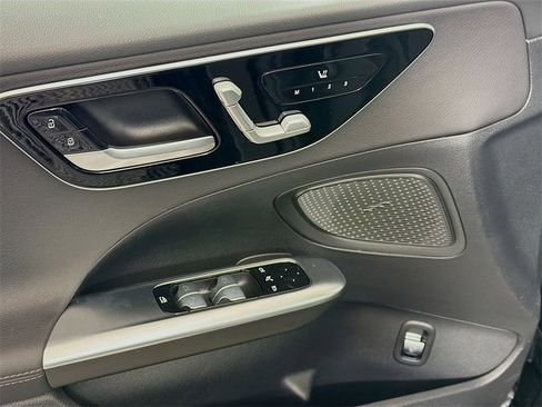 New 2026 Mercedes-Benz C 300 4MATIC Sedan image 20
