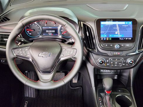 Used 2023 Chevrolet Equinox RS w/ RS Leather Package image 29