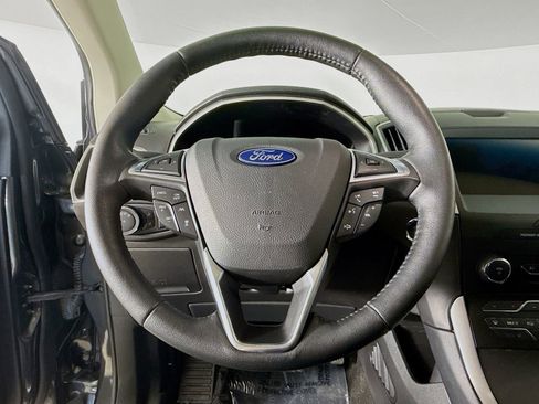 Used 2019 Ford Edge SEL w/ Equipment Group 201A AWD/4WD image 11