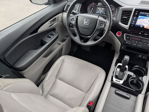 Used 2018 Honda Ridgeline RTL-E image 9