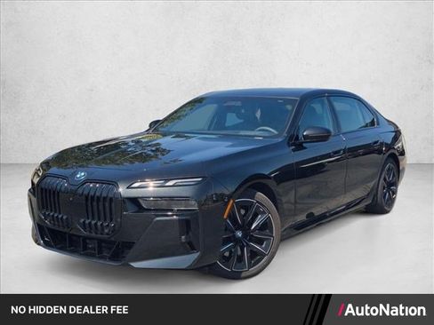 Certified 2023 BMW i7 xDrive60 AWD/4WD image 1
