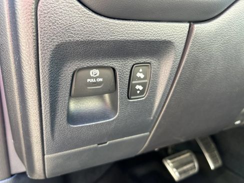 Used 2023 RAM 1500 Limited AWD/4WD image 28