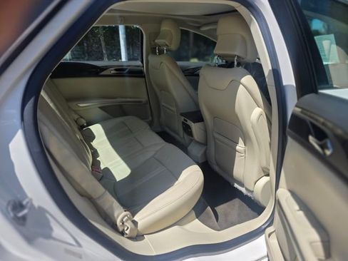 Used 2013 Lincoln MKZ Hybrid FWD image 33