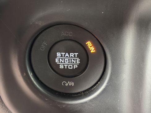 Used 2023 Jeep Wrangler Unlimited Sport AWD/4WD image 26
