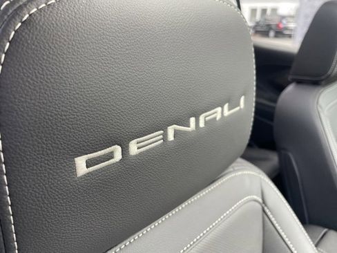 Used 2024 GMC Terrain Denali w/ Black Diamond Edition image 38