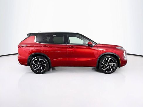 Used 2024 Mitsubishi Outlander SEL AWD/4WD image 12