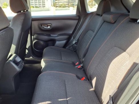 Used 2024 Honda HR-V Sport image 7